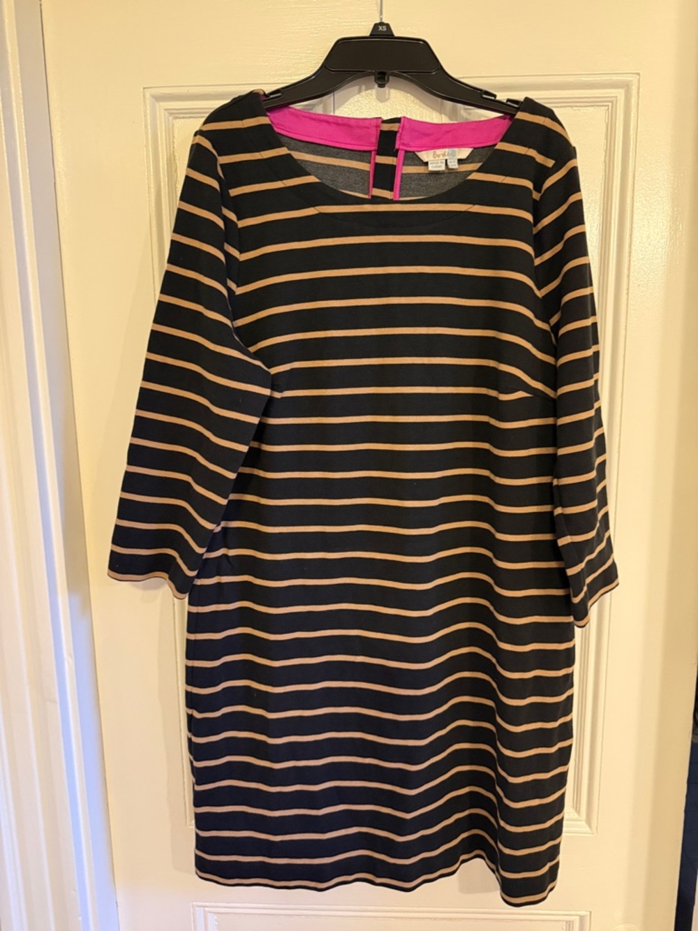Boden Black and Tan Striped Shift Dress with Pink zipper Detail size 16